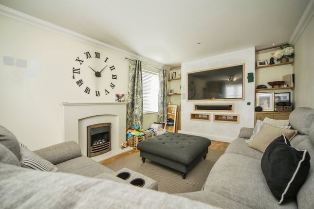38, Station Road, Woodbridge photo 4