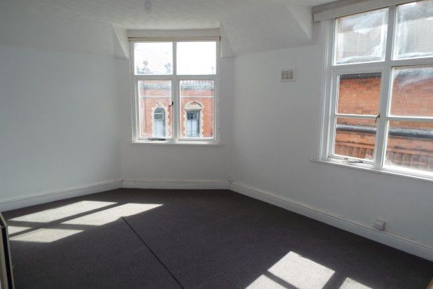 Flat to rent in Bank Street, Nottingham