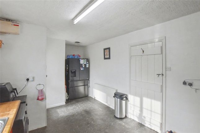 1, Quantock Side, Taunton photo 3