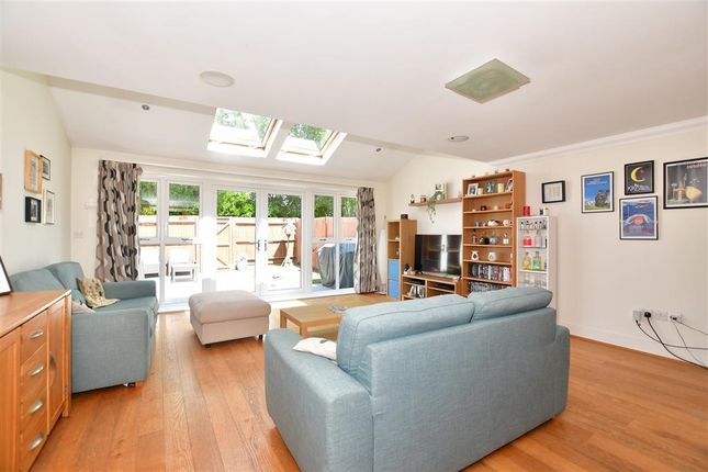 Thumbnail Terraced house for sale in Ashford Road, Harrietsham, Maidstone, Kent