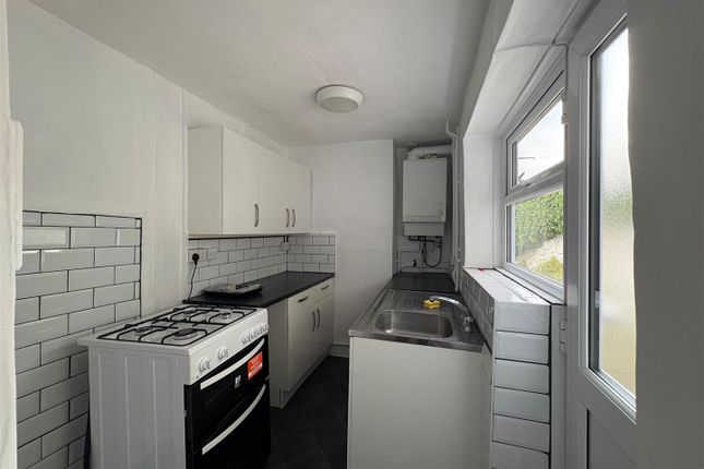 59, Charlton Street, Maidstone photo 3