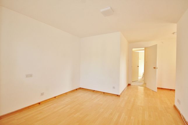 100, Manor Road, Witney photo 3