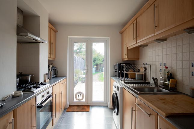 3, New North Road, Reigate photo 3
