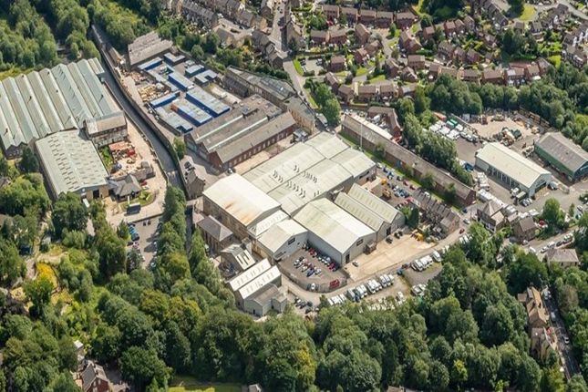 Warehouse to let in Unit 4, Etherow Industrial Estate, Woolley Bridge Road, Hadfield, Glossop