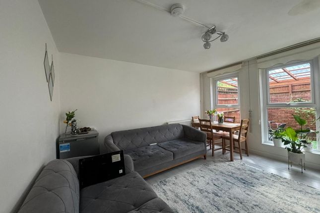 Terraced house to rent in Anna Close, Brownlow Road, London