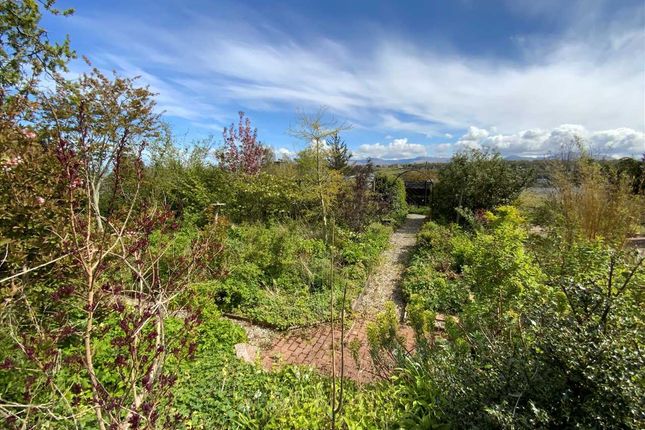 Gardens Incl Plot