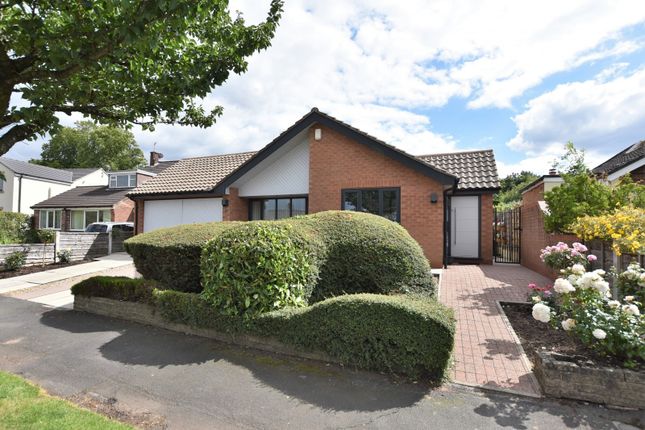 Burnside Hale Barns Altrincham Wa15 Bungalows For Sale Buy