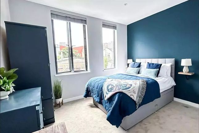Thumbnail Semi-detached house to rent in West Street, Bristol