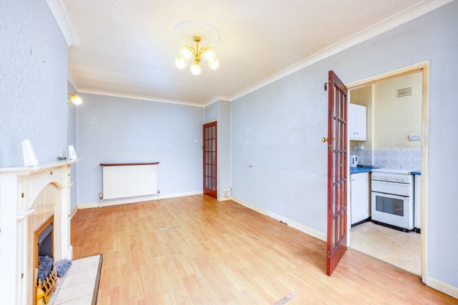 37, Flamborough Close, Birmingham photo 4