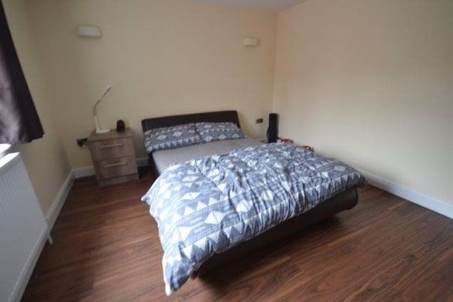Thumbnail Flat to rent in Westbury Road, Knighton Fields, Leicester