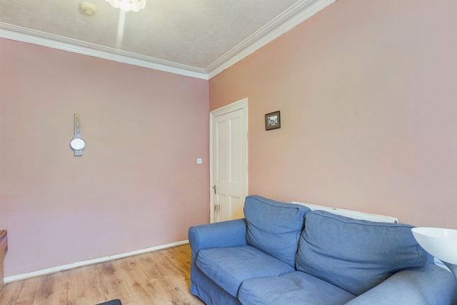 Terraced house for sale in York Terrace, Whitby