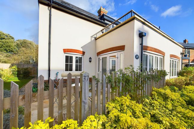 3-bed house on 37 Hampdens Way, Watlington, £635,000
