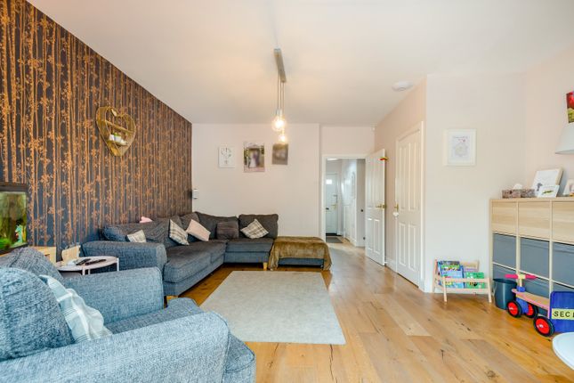 24, Kemble Road, Monmouth photo 4