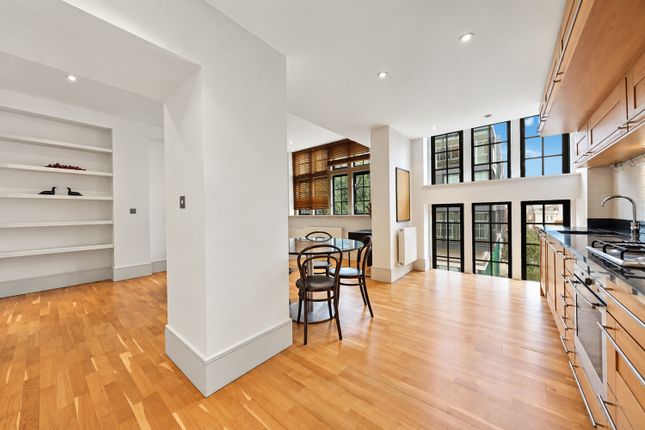 Flat 8, Armitage Apartments, 228, Great Portland Street, Regents Park photo 4
