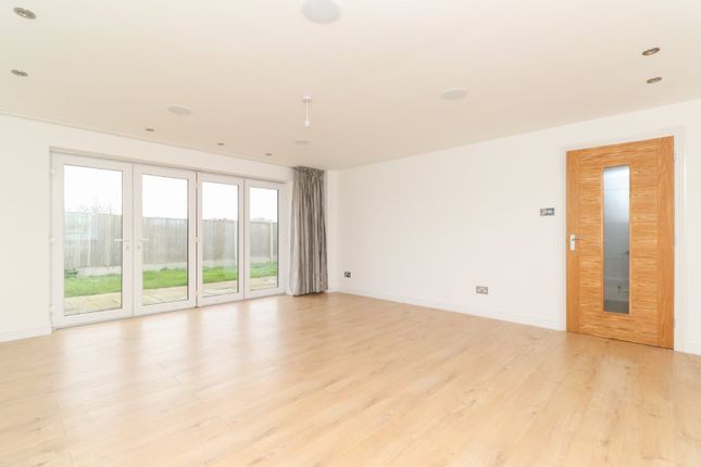 Olivia House,, Plumstone Road, Birchington photo 4