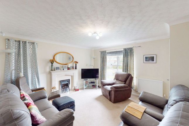17 Winterfield Drive, Bolton photo 2