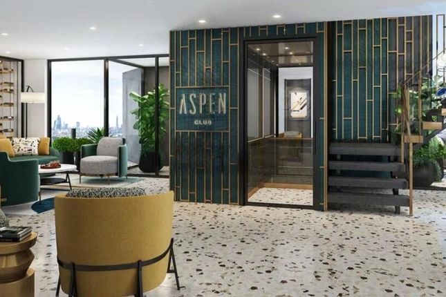 Aspen, Admirals Way, London photo 3