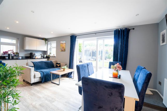 23, Austen Way, Hastings photo 4