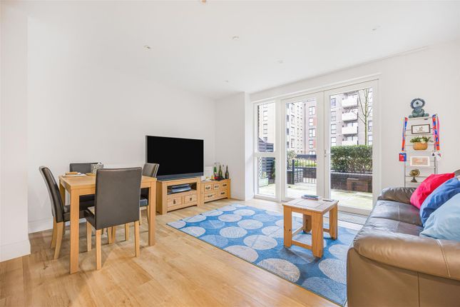 Flat 6, 23, Joseph Huntley Walk, Reading photo 2