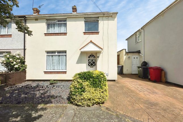3-bed house on 22, Moreton Way, Slough, £425,000