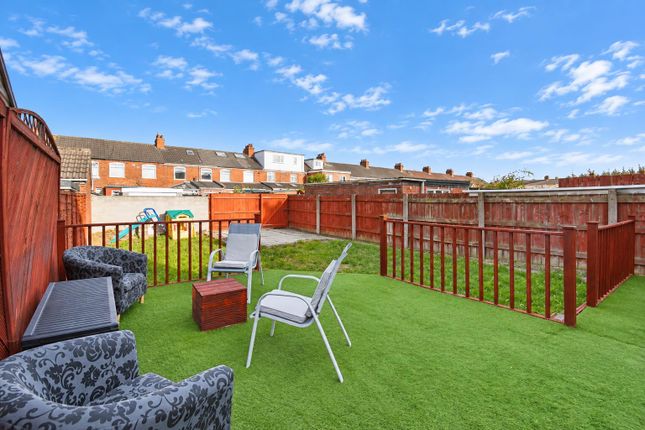26, Woldcarr Road, Hull photo 4