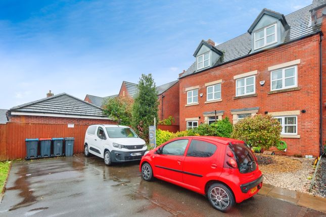 Town house for sale in Winnington Old Lane, Northwich, Cheshire
