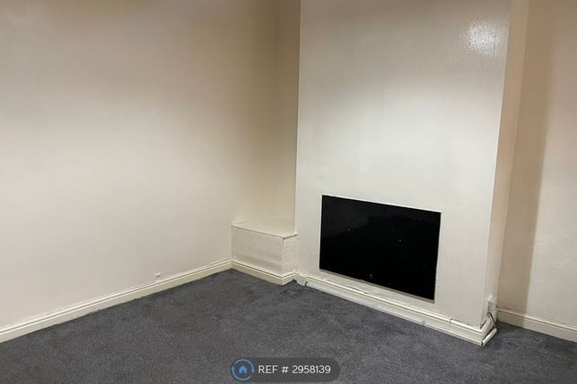 B Ruby Street, Denton, Manchester photo 4