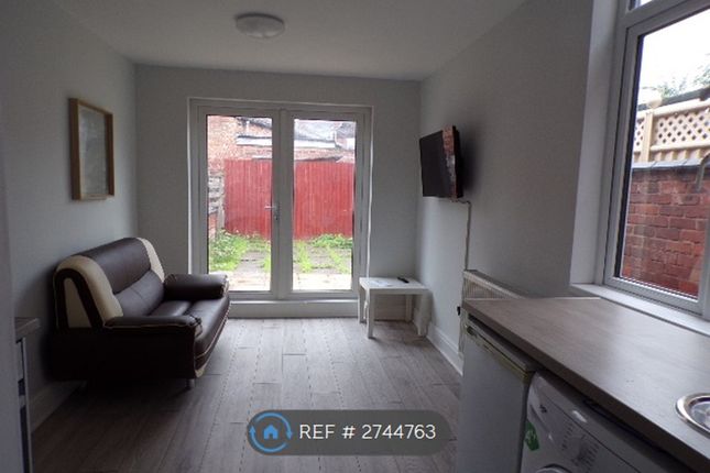 Kingsland Avenue, Coventry photo 2