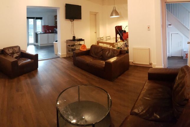 51 Brocklebank Road, Manchester photo 2