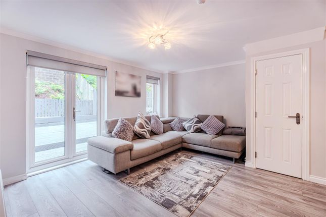 10, Hawthorn Avenue, Glasgow photo 4