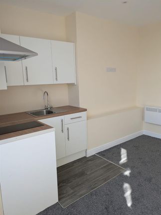 71A, High Street, Aberdare photo 4