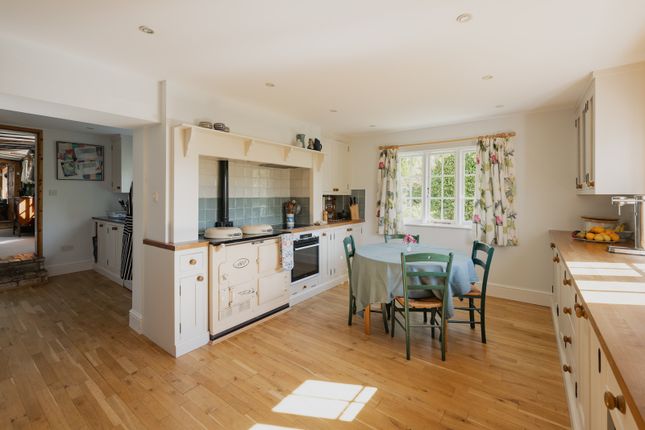 312470 - 10 High St, Toft-28.Jpg