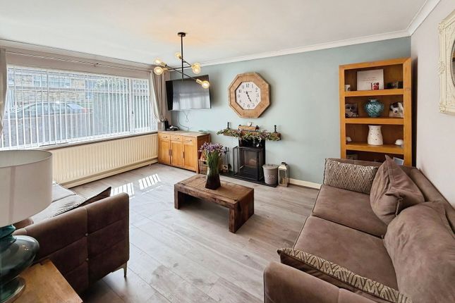 54, Heol Pen Y Scallen, Swansea photo 3