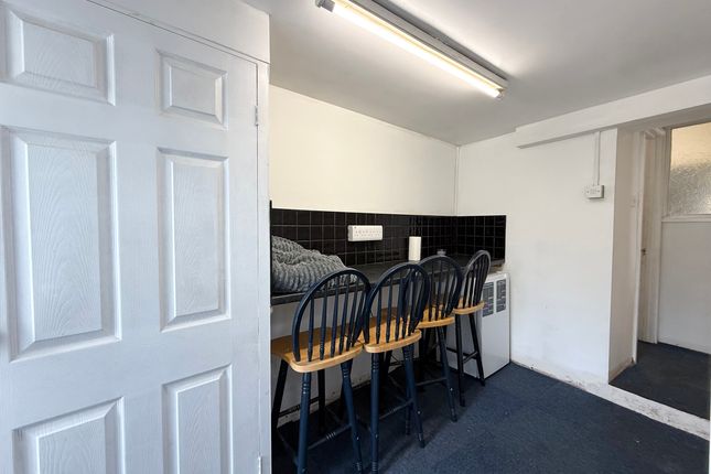 7 Ynys Lwyd Road, Aberdare photo 3