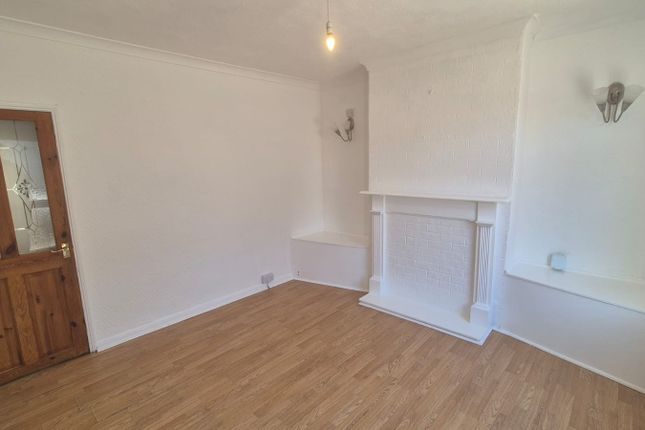 4, Maygrove Road, Great Yarmouth photo 4