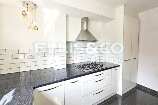 16, Dominion Parade, Harrow photo 4