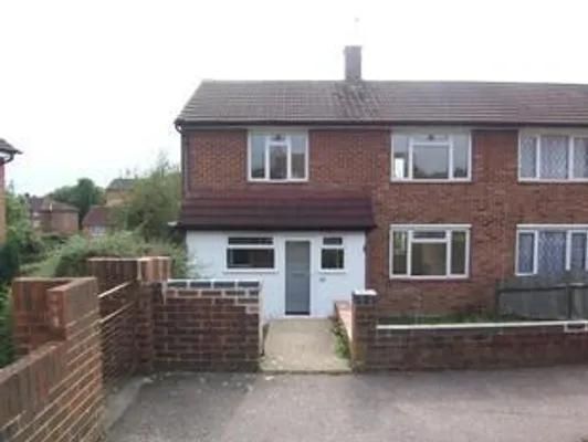 Thumbnail Terraced house to rent in Copley Close, Redhill