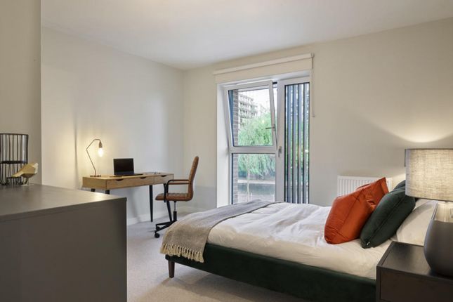 Flat to rent in Lock Keepers Cottages, Ferry Lane, London