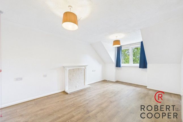 34 Masters Court,, Wood Lane, Ruislip photo 3