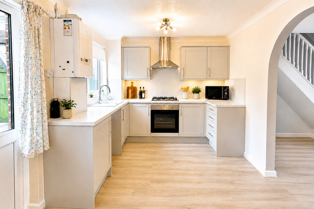 16, Ridgeway Close, Bideford photo 4