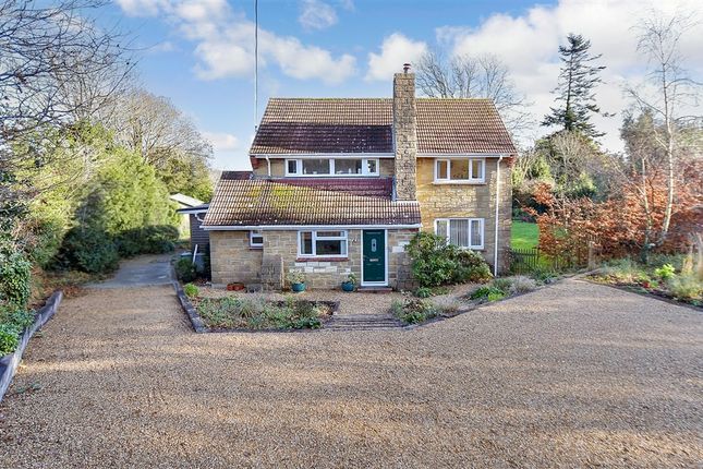 3-bed detached on Bedbury Lane, Freshwater, £575,000