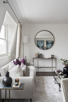 Flat 9, 19, Holland Park, London photo 4