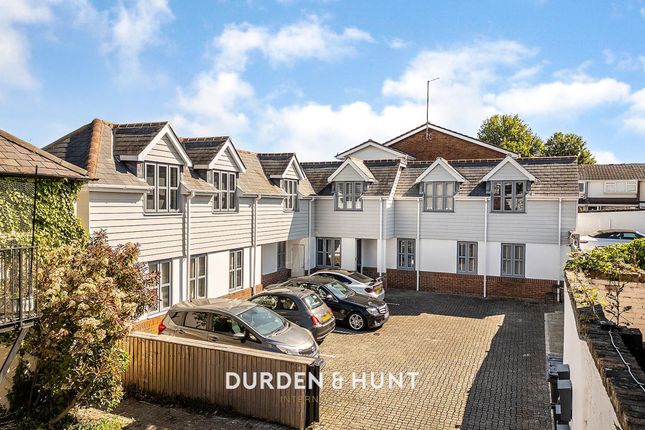 2-bed flat on Flat 2, Auction Square Market Place, Romford, £310,000