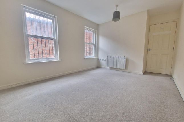 Flat 1, 23, Prestongate, East Yorkshire photo 5