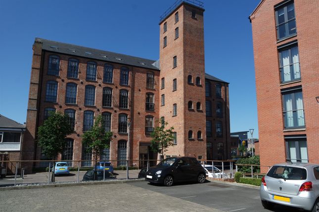 2 bed flat for sale in Wollaton Road, Beeston NG9