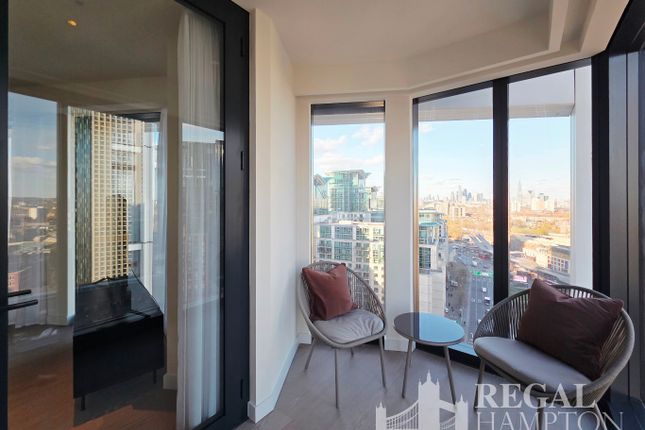1402, City Tower, 1 Nine Elms Lane, London photo 2