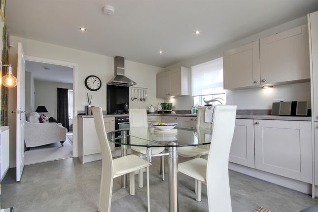 15, Westerby Vale, Beverley photo 2
