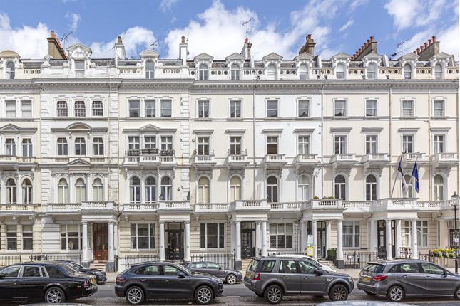Flat to rent in Queen's Gate Terrace, London