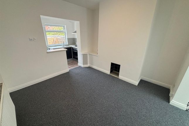29, Beaconsfield Road, Altrincham photo 4