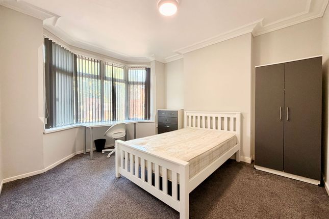 131 Rolleston Drive, Nottingham photo 3